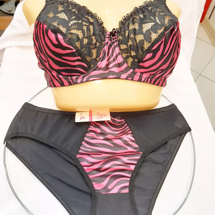 سوتین وشورت فنردار طرح زبرا