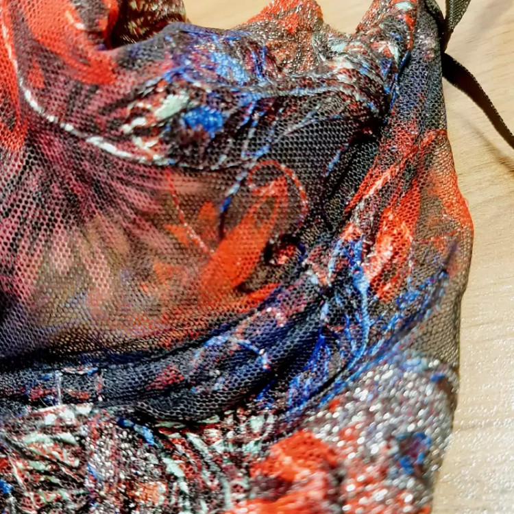 سوتین لیفت کننده