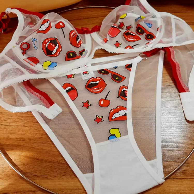 بهترین ست سوتین و شورت فنردار بدون پلی استر