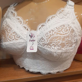 سوتین دانتل کش پهن زنانه بدون فنر