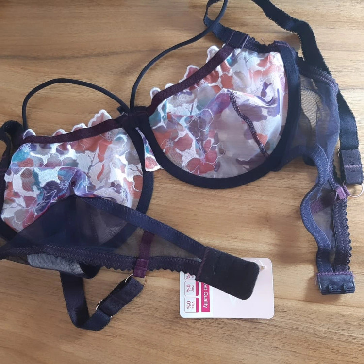 ست سوتین وشورت فنردار تورگاز برند آلفا